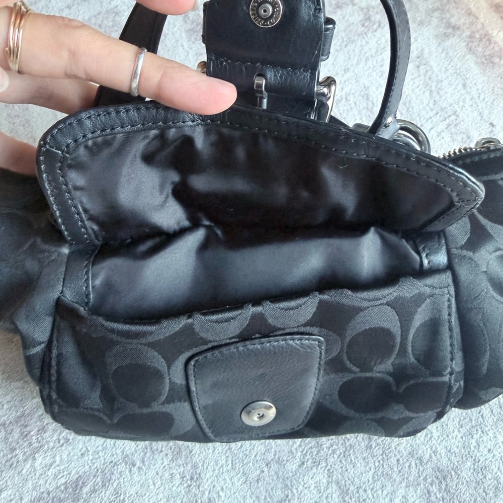 Small Coach Black Satchel with Signature Design - Picture 5 of 6